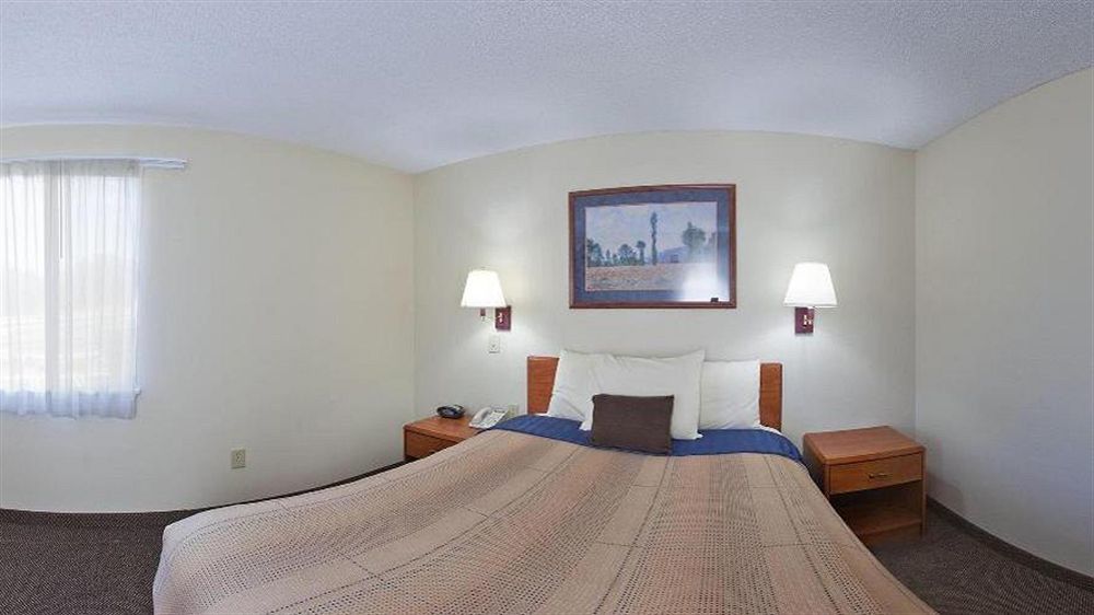 Candlewood Suites Newport News-Yorktown By Ihg Exterior photo