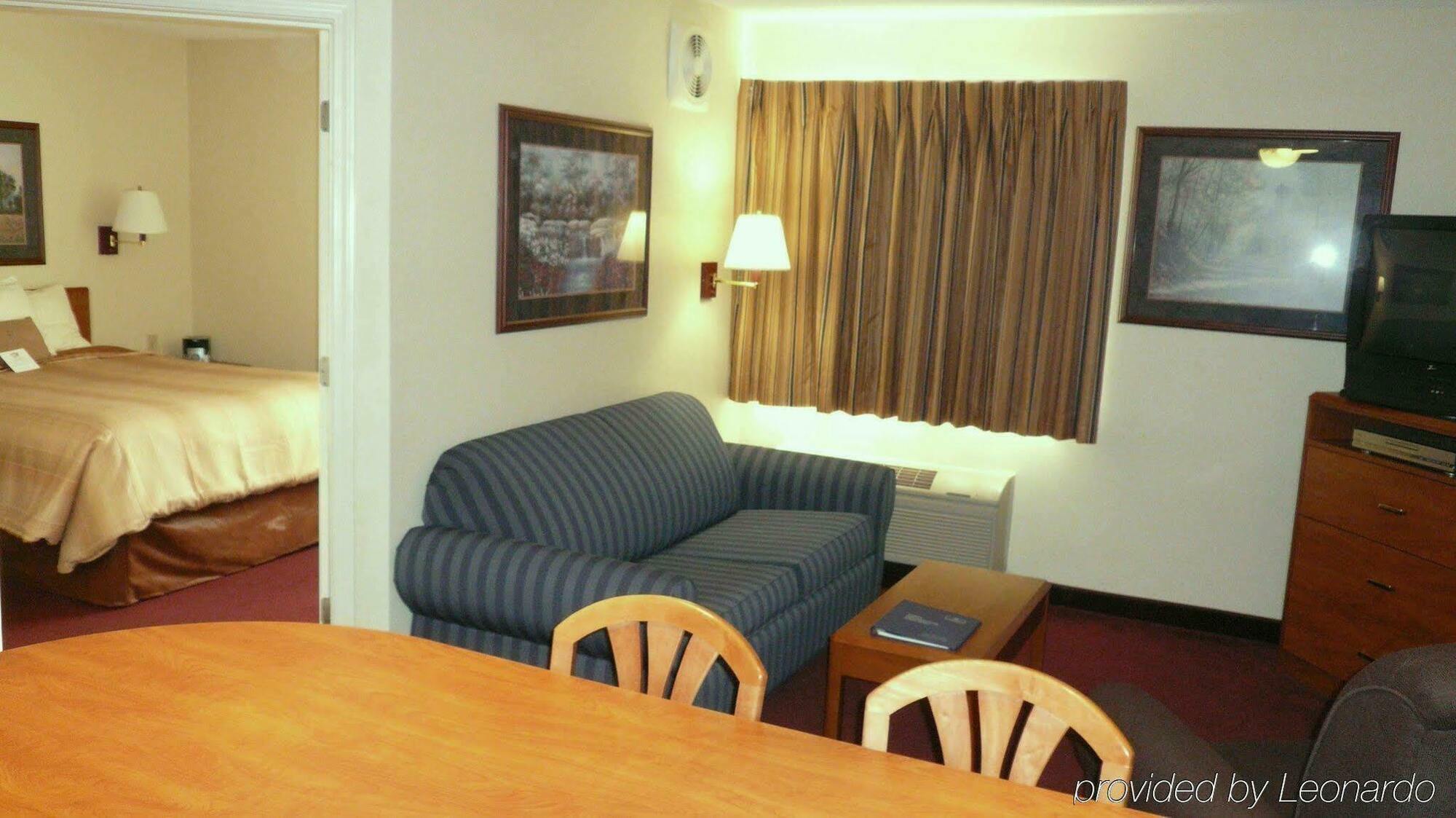 Candlewood Suites Newport News-Yorktown By Ihg Exterior photo