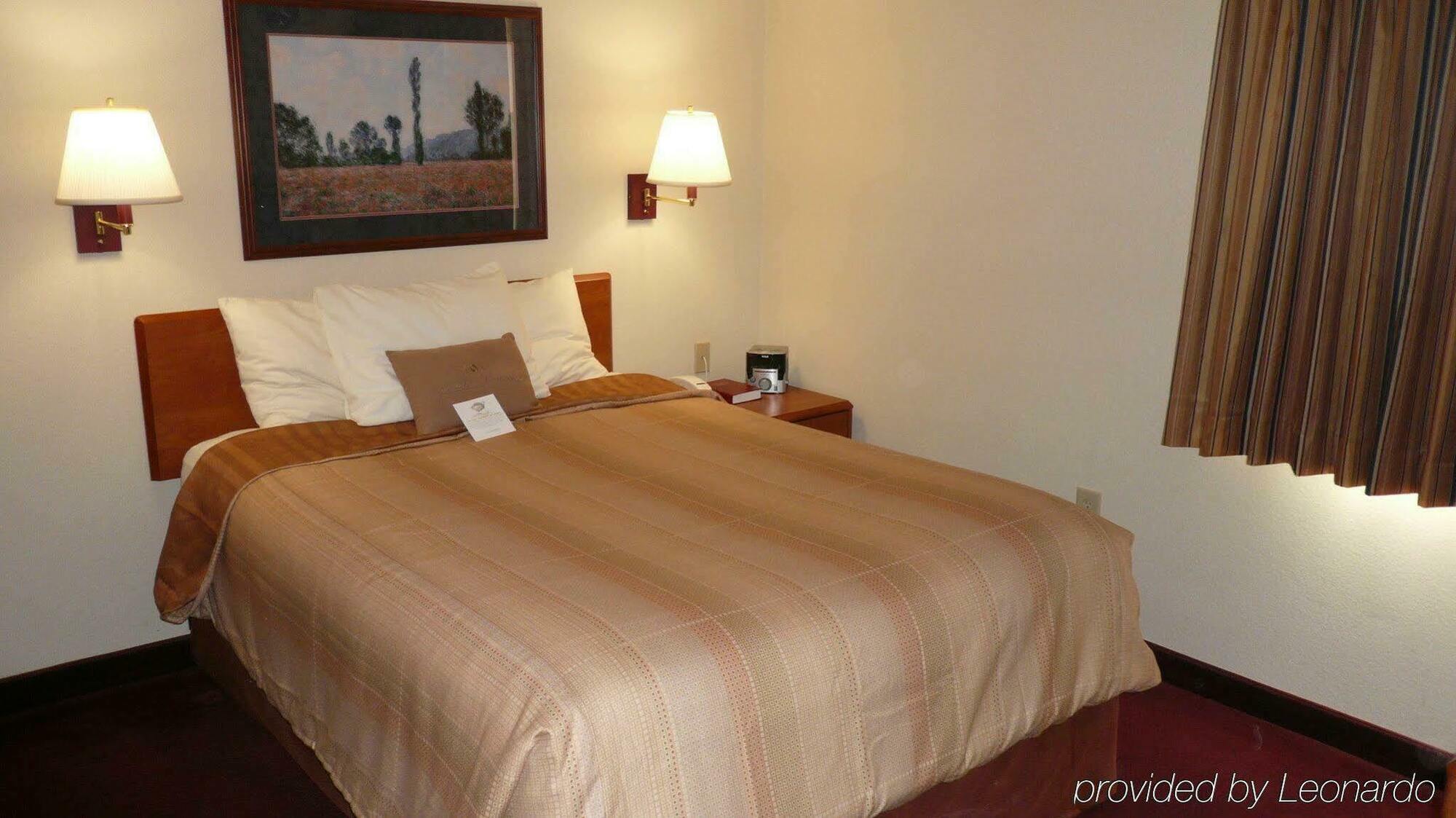 Candlewood Suites Newport News-Yorktown By Ihg Exterior photo
